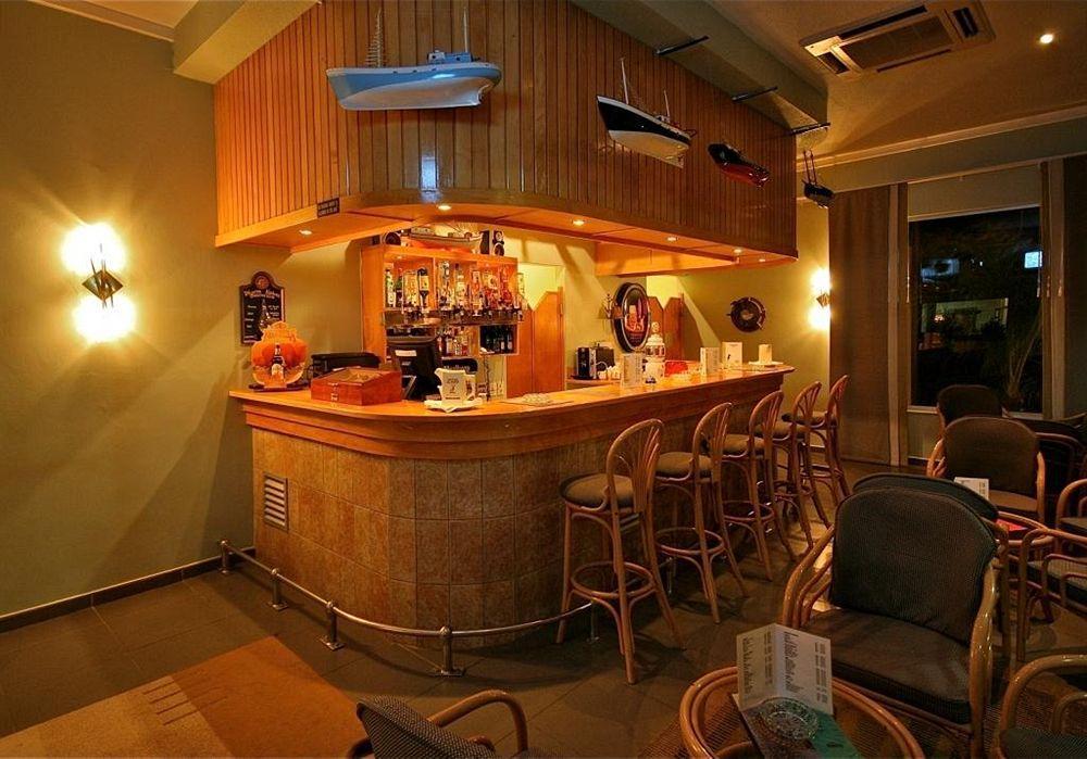 Luederitz Nest Hotel Ресторан фото