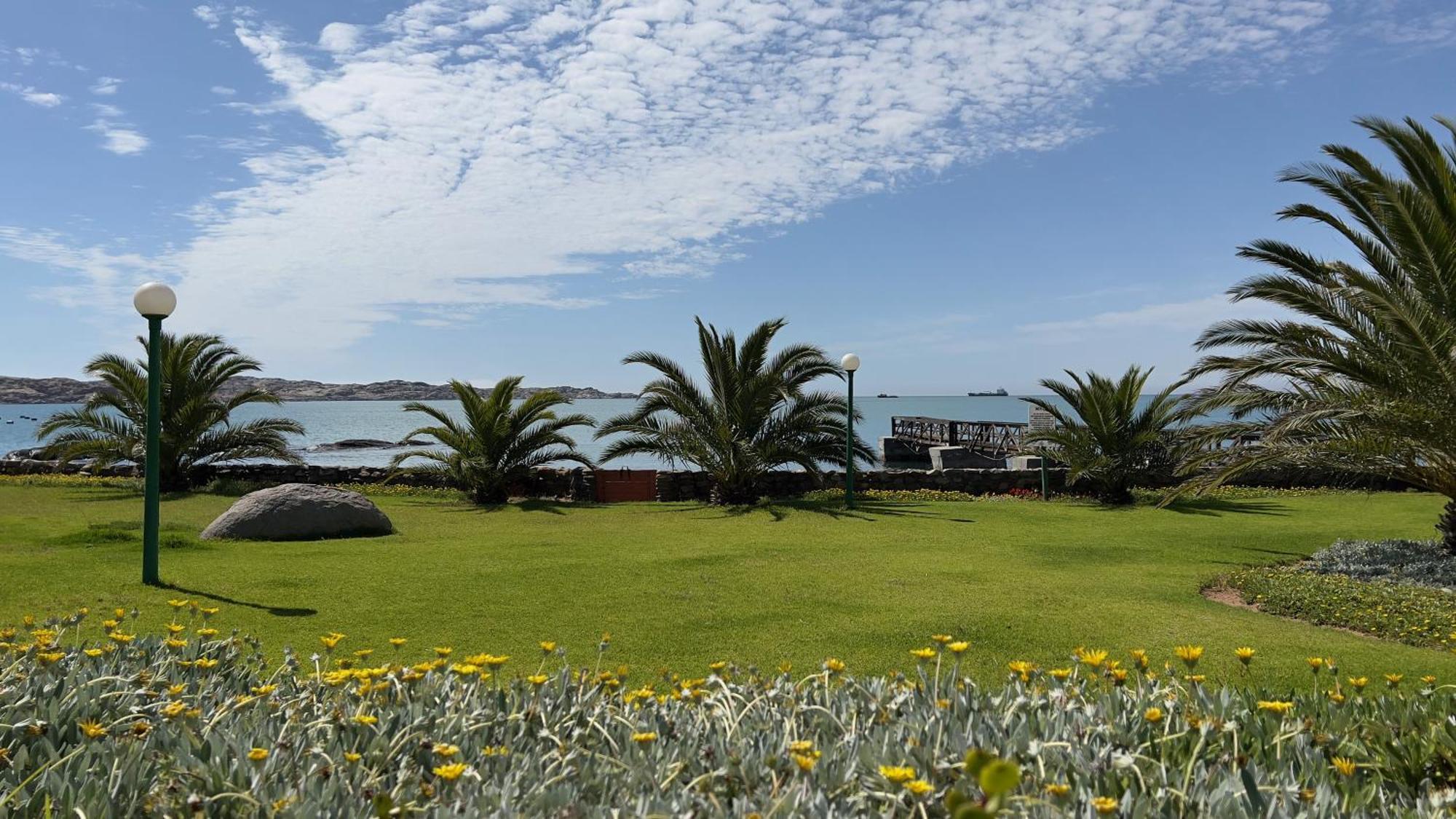 Luederitz Nest Hotel Экстерьер фото