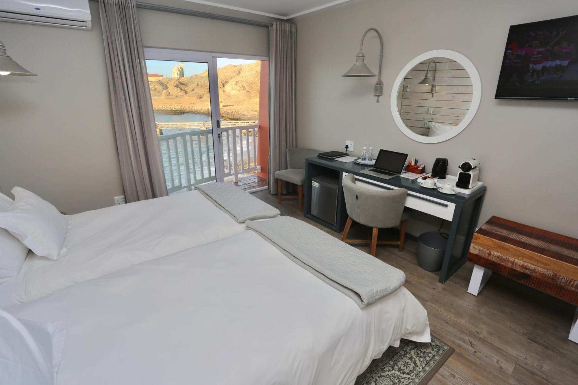 Luederitz Nest Hotel Экстерьер фото