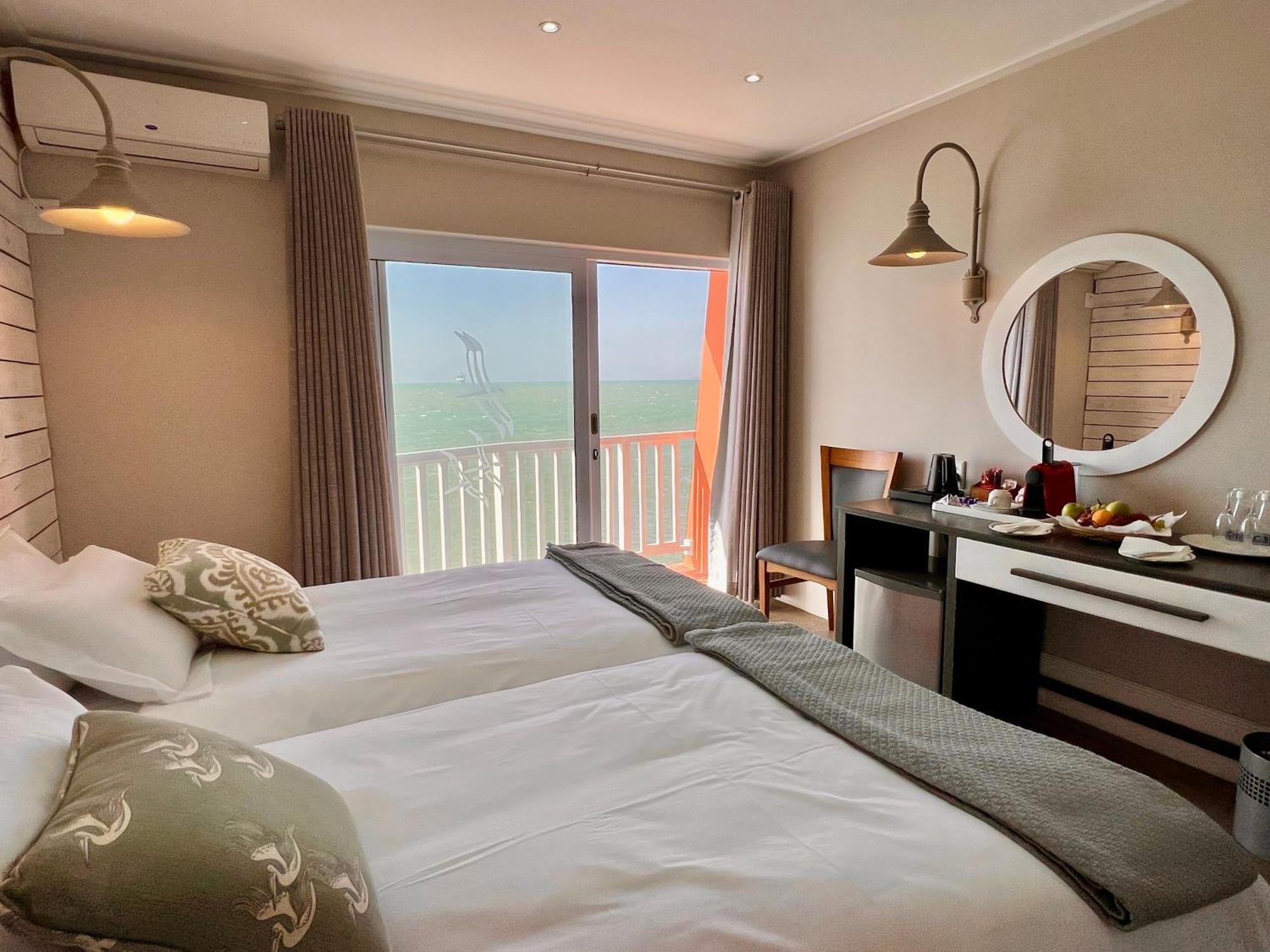 Luederitz Nest Hotel Экстерьер фото