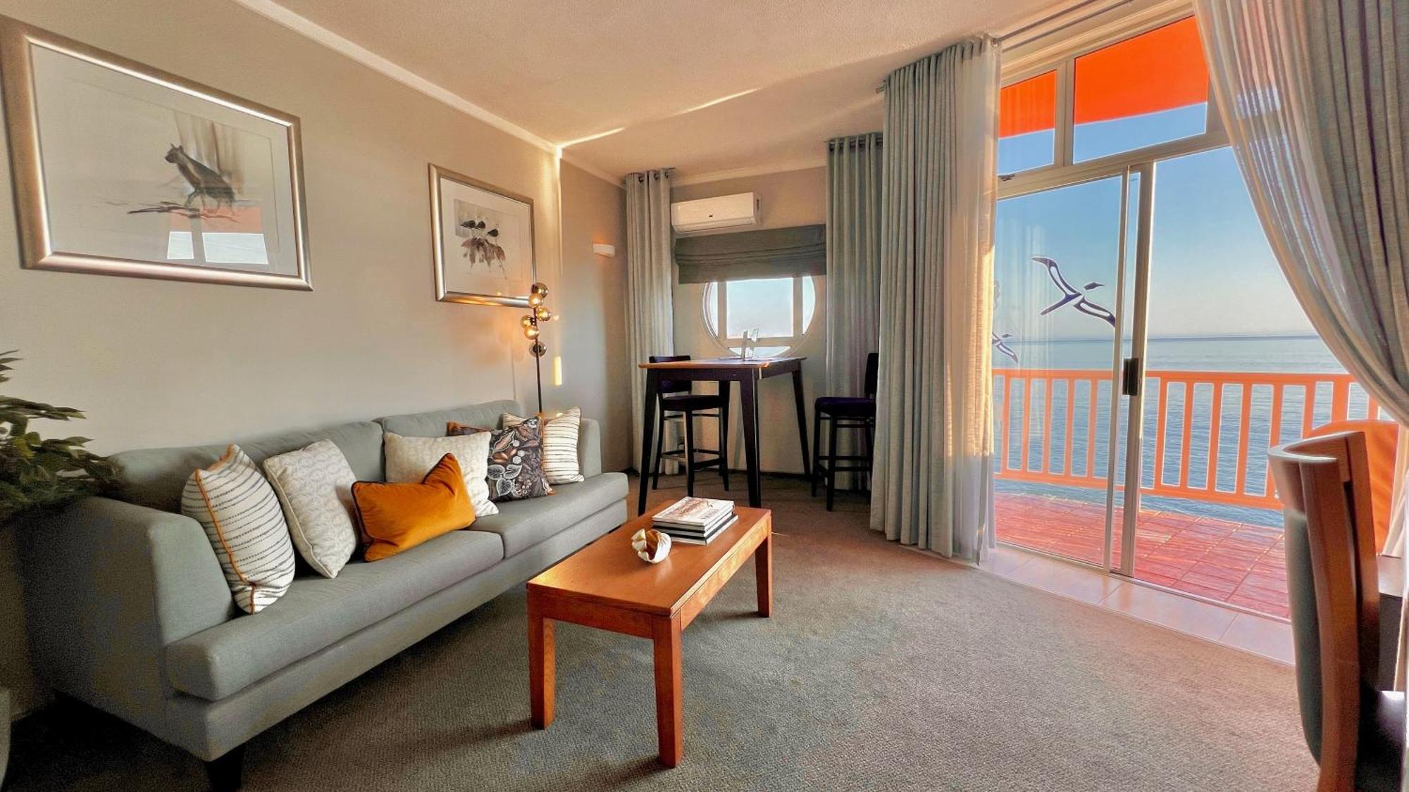 Luederitz Nest Hotel Экстерьер фото